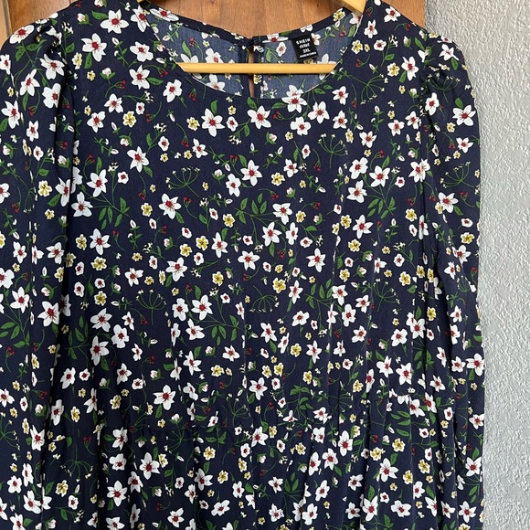 *Sold NWOT SHEIN Navy Blue Ruffled Tiered Floral Maxi Sundress Bishop Sleeve 2XL - Picture 10 of 12